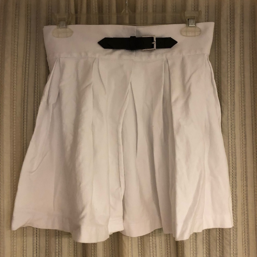 SOLD Deandri White Nancy Skirt